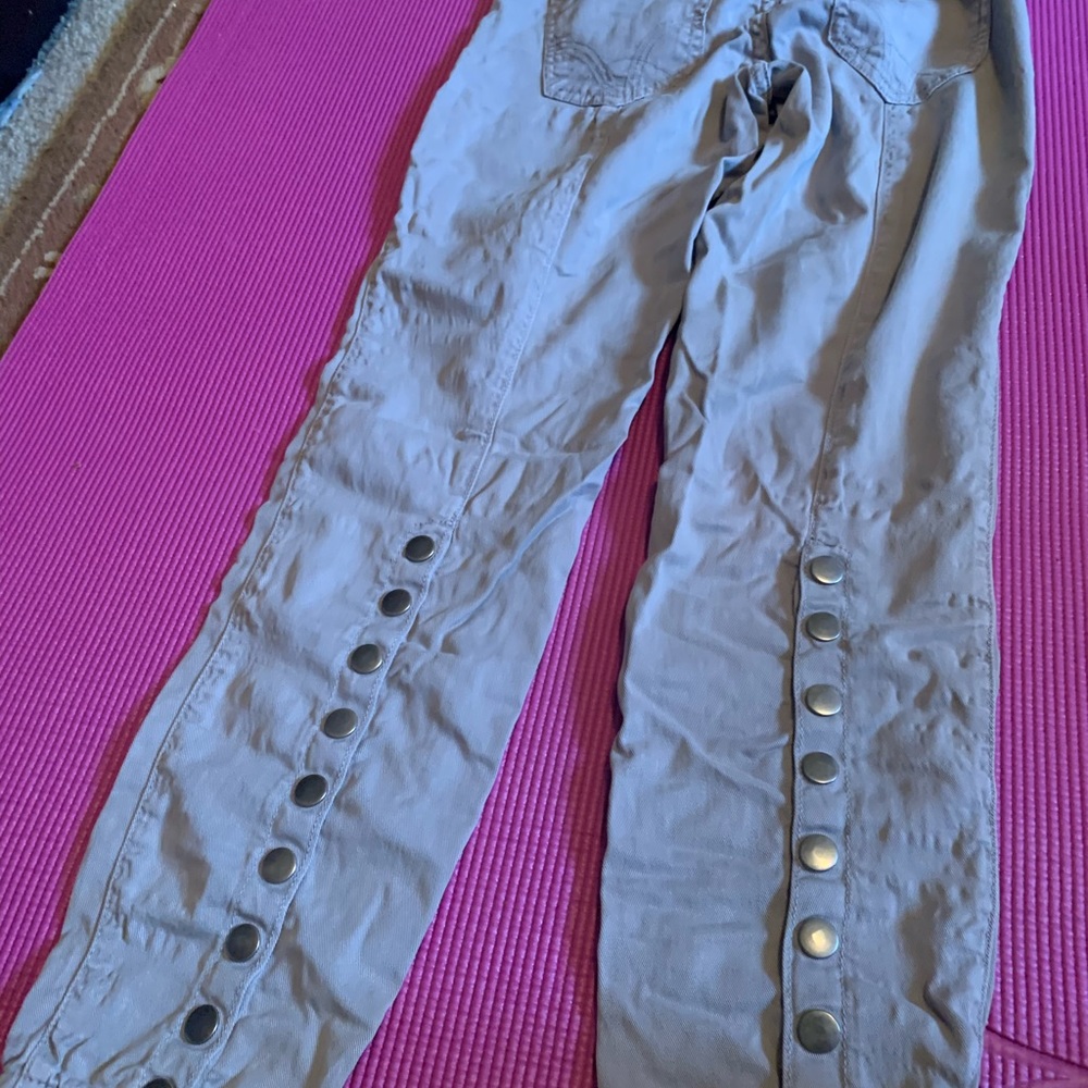 11 pairs of pants like new or new.  Several brands - Picture 12 of 15